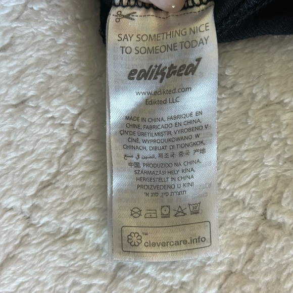 Edikted Patricia Open Ring Black Long Sleeve Crop Top Size Small - Picture 6 of 10